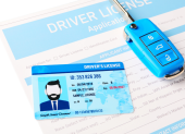Referencial. Permiso de conducir para menores de edad.