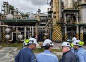Inspección técnica a instalaciones de la refinería de Esmeraldas, tras sismo del viernes pasado.