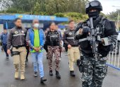 Ocho presos colombianos fueron repatriados a su país. Agentes policiales y del SNAI entregaron a los sentenciados a funcionarios del Instituto Nacional Penitenciario y Carcelario de Colombia.