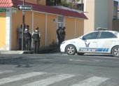 Policías acudieron al sitio para indagar el caso.