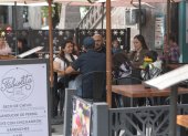 El comercio local se activa en feriados gracias a la llegada de turistas en busca de gastronomía.