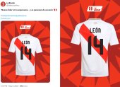 Imágenes tomadas de la cuenta en X de la selección peruana de fútbol @SelecciónPeru de una camiseta de la selección con el nombre León y el número catorce en honor al papa León XIV.