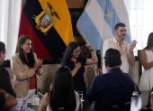 De izquierda a derecha, la concejal Nelly Pullas; la vicealcaldesa saliente, Blanca López; el alcalde Aquiles Álvarez, y la nueva vicealcaldesa, Tatiana Coronel, este jueves 15 de mayo.