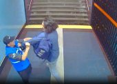 Usuario causa daños en Metro de Quito y agrede a guardia de seguridad en la estación La Carolina, norte de Quito.