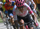 Richard Carapaz ganó la etapa 11 del Giro de Italia 2025