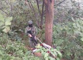 Imagen referencial de un militar en una tarea de control.