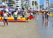 Diversión. Salinas acogió a miles de turista el sábado 24 de mayo.