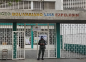 En el Liceo Bolivariano Luis Espelosín votan 3.808 personas en cuatro mesas, y hasta las 9:00 169 habían ejercido su derecho