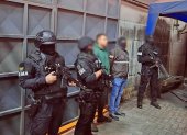 La Policía señaló que la supuesta organización delictiva detenida el 29 de mayo de 2025 contaba con una red empresarial que simulaba el comercio de frutas.