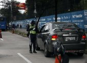 Quito es una de las ciudades con mayor congestión vial de la región. La medida vehicular busca reducir el tráfico a horas pico.