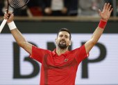 Djokvic sufrió por casi 3 horas para poder vencer a Alexander Zverev y pasar a semifinales.