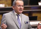 Alfredo Serrano, del PSC, señaló que no se entregó las hojas de vida de Lama y los demás integrantes de la terna de Daniel Noboa, para designar al nuevo presidente del IESS.