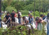 Jóvenes en Acción realizaron limpieza en Área de Recreación Parque Lago