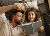Un gesto, una frase, una mirada: los hijos nunca olvidan lo que su papá les hizo sentir.