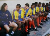 Recuerdo. Juan Francisco Aguinaga (tercero desde la izq.) junto a los tricolores convocados por Bolillo Gómez para el encuentro ante Perú en Lima.