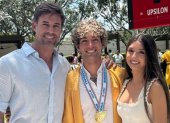 William Levy junto a sus hijos, Kailey Alexandra Levy y Christopher Alexander Levy durante la graduación de su hijo Christopher Levy