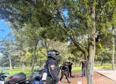 Durante un patrullaje de rutina de la Policía Nacional encontró a dos personas que escondían sustancias sujetas a fiscalización.