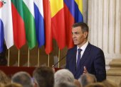 El presidente del Gobierno, Pedro Sánchez, interviene durante el acto de conmemoración del XL aniversario de la firma del Tratado de Adhesión a España a las Comunidades Europeas, este jueves en el Palacio Real.