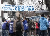Simpatizantes de la expresidenta argentina Cristina Fernández este viernes, en Buenos Aires (Argentina).