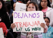 Las redadas migratorias reactivadas por el DHS afectan principalmente a trabajadores latinos en sectores como hotelería, agricultura y restaurantes.