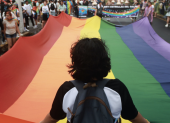 La lucha por los derechos LGTBQ continúa más allá del mes del Orgullo: apoyar también es un acto diario.