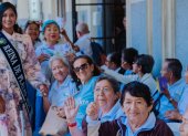 Una actividad entre las reinas de Guayaquil y Playas permitió que más de 55 adultos mayores vivieran una jornada de reconocimiento, cultura y afecto intergeneracional.
