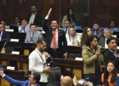 Debate en la Asamblea Nacional durante la aprobación de la Ley de Integridad Pública en Ecuador.