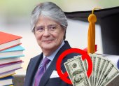 El expresidente ofrece un programa de becas para los jóvenes ecuatorianos.