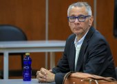 El exvicepresidente Jorge Glas escucha el veredicto en el juicio por presunto uso indebido de fondos destinados a la reconstrucción tras el terremoto de 2016.