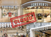 Una tienda de Forever 21 con letrero de liquidación en un centro comercial de EE.UU., antes del cierre de más de 200 locales.