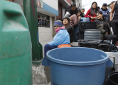 mil perosnas de seis parroquias de Quito están sin agua

mil perosnas de seis parroquias de Quito están sin agua

mil perosnas de seis parroquias de Quito están sin agua
Cuatrocientas mil personas de seis parroquias de Quito están sin agua