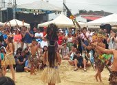 Con un ritual simbólico inspirado en las tradiciones ancestrales se inauguró la temporada de avistamiento de ballenas jorobadas en Ayangue.