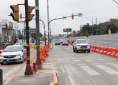 La construcción de los dos pasos a desnivel en la avenida del Bombero, en Los Ceibos, fue paralizada por disposición del Ministerio de Ambiente.