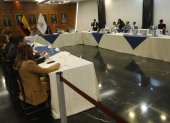 Los 10 puestos destinados para la comparecencia de los legisladores de la Revolución Ciudadana se mantuvieron vacíos durante la sesión.