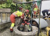 Una persona cayó a un pozo de aproximadamente 20 metros de profundidad.