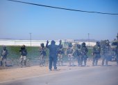 Funcionarios federales de inmigración realizan redadas en dos granjas en el sur de California, EE.UU., en una fotografía del 10 de julio de 2025.