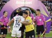 Barcelona SC y Liga de Quito se enfrentan en el estadio Monumental.