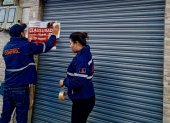 Funcionarios de la AMC colocaron los sellos de clausura para evitar que el local funcione de forma ilegal.