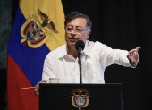 El presidente de Colombia, Gustavo Petro, habla durante la conmemoración de los 500 años de la fundación de Santa Marta, (Colombia).