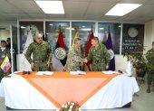 El cambio de mando fue liderado por el Almirante Jaime Vela en presencia de autoridades civiles y militares