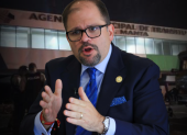 John Reimberg anuncia investigación de contratos públicos en Manta