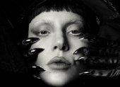 Lady Gaga en la sesión de fotos de Mayhem.
