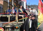 Luis Arce, asistiendo al desfile de las Fuerzas Armadas este jueves 7 de agosto, en Sucre (Bolivia).
