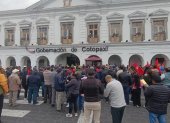 . La marcha llego hasta los bajos de la Gobernación de Cotopaxi.