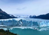 El extremo del glaciar Perito Moreno visto desde un mirador en la Península de Magallanes, abril de 2022.