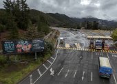 Entrada a la mina El Teniente, mina de cobre de Codelco en la comuna de Machali, cerca de Rancagua, Región de O"Higgins, Chile.