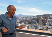 Roque Sevilla fue alcalde de Quito de 1998 al 2000. Era de la Democracia Popular, que había gobernado la ciudad desde 1988.