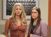 Mayim Bialik (derecha) interpretó a la doctora Amy Farrah Fowler en The Big Bang Theory. En la foto, junto a Kaley Cuoco, Penny en la serie.

Mayim Bialik (derecha) interpretó a la doctora Amy Farrah Fowler en The Big Bang Theory. En la foto, junto a Kaley Cuoco, Penny en la serie.