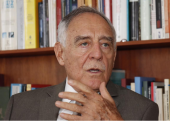 El exalcalde Paco Moncayo es catedrático del Instituto de Altos Estudios Nacionales (IAEN).