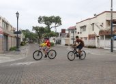 Los domingos se peatonalizan calles en el barrio Centenario, por iniciativa del Municipio de Guayaquil, para fomentar la recuperación del espacio público.
